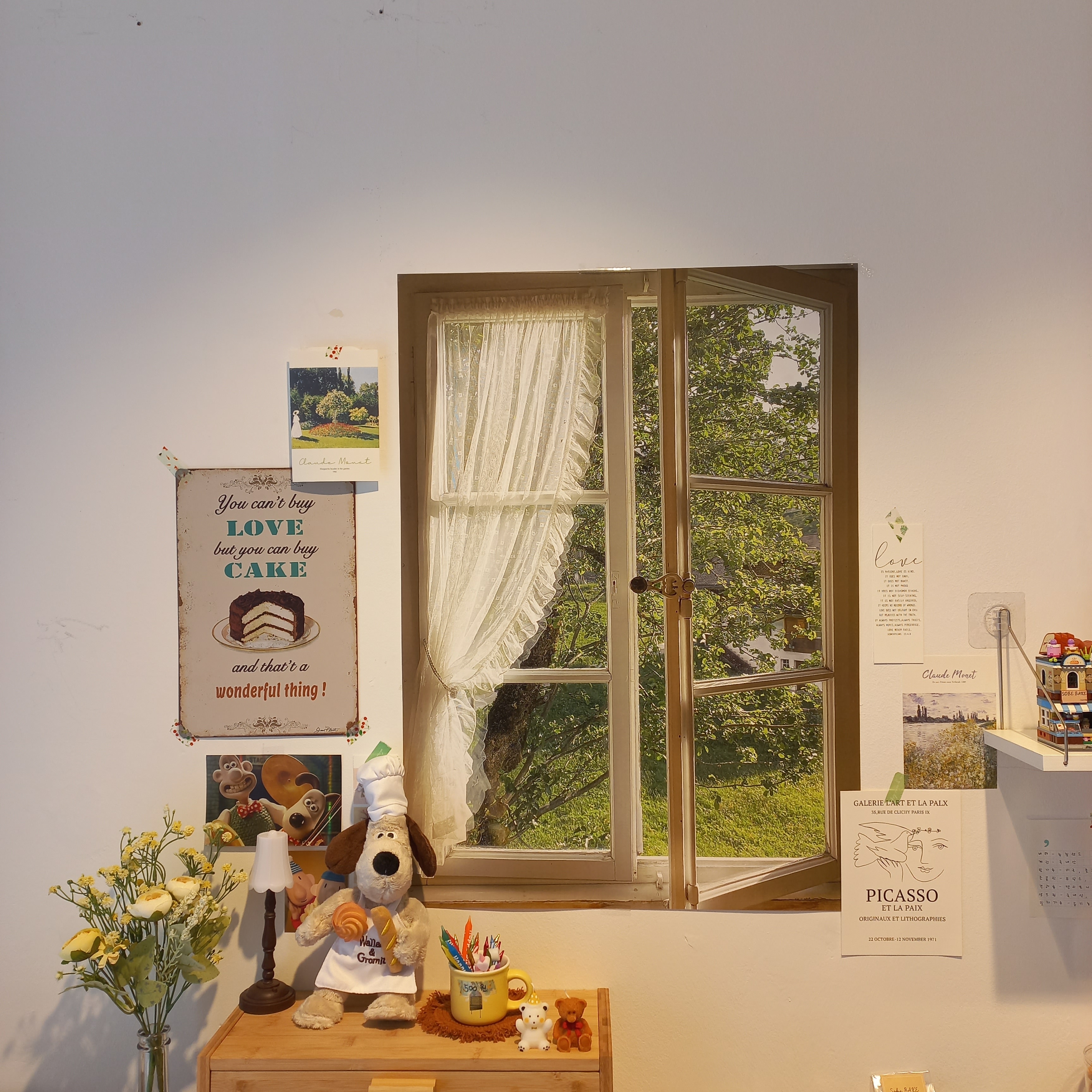Pleated Touch Table Lamp user photo