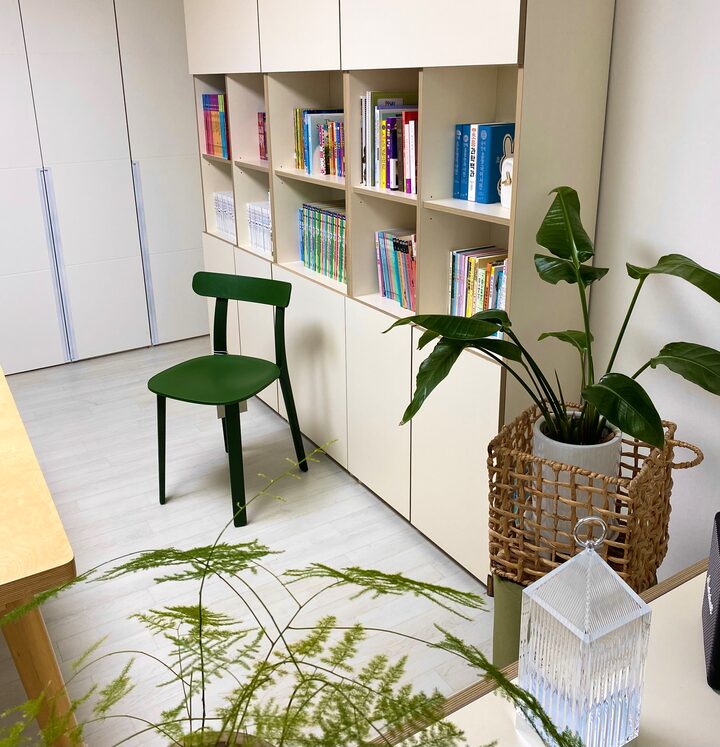 short form carousel card thumbnail