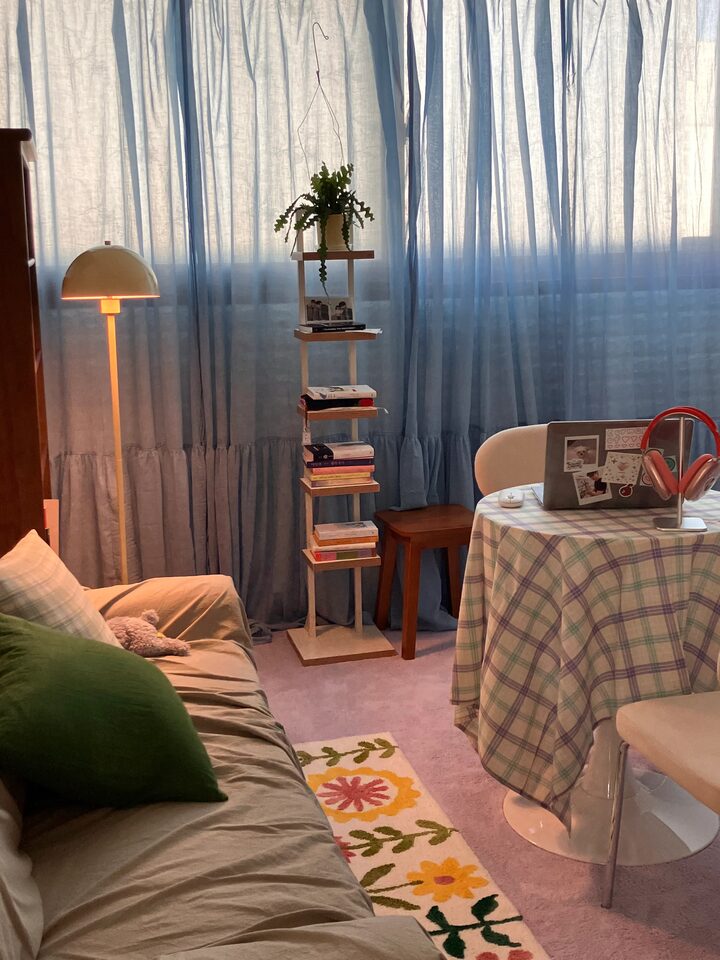 short form carousel card thumbnail