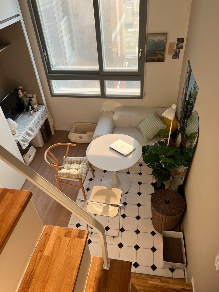 short form carousel card thumbnail