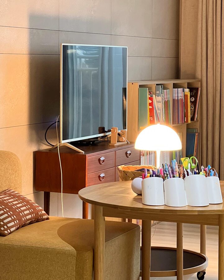 short form carousel card thumbnail