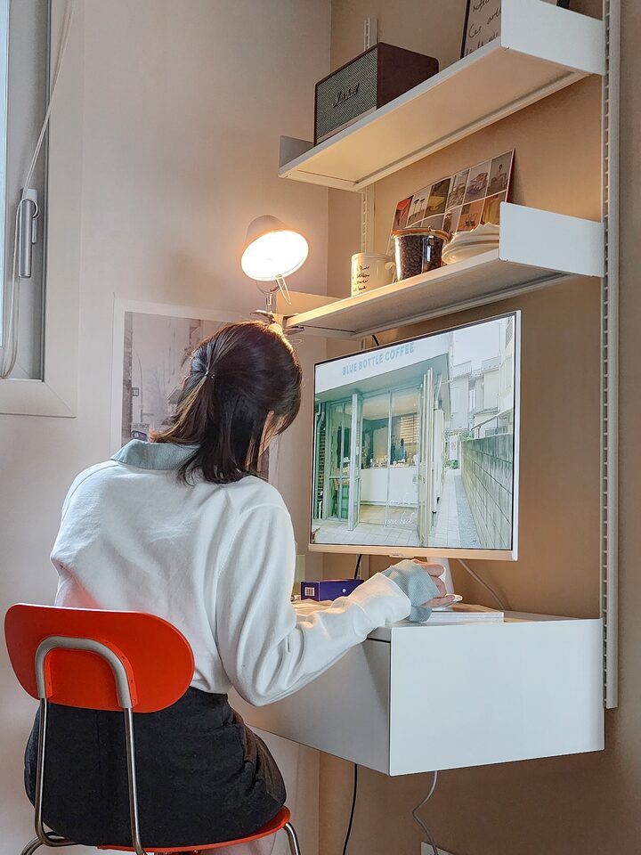 short form carousel card thumbnail