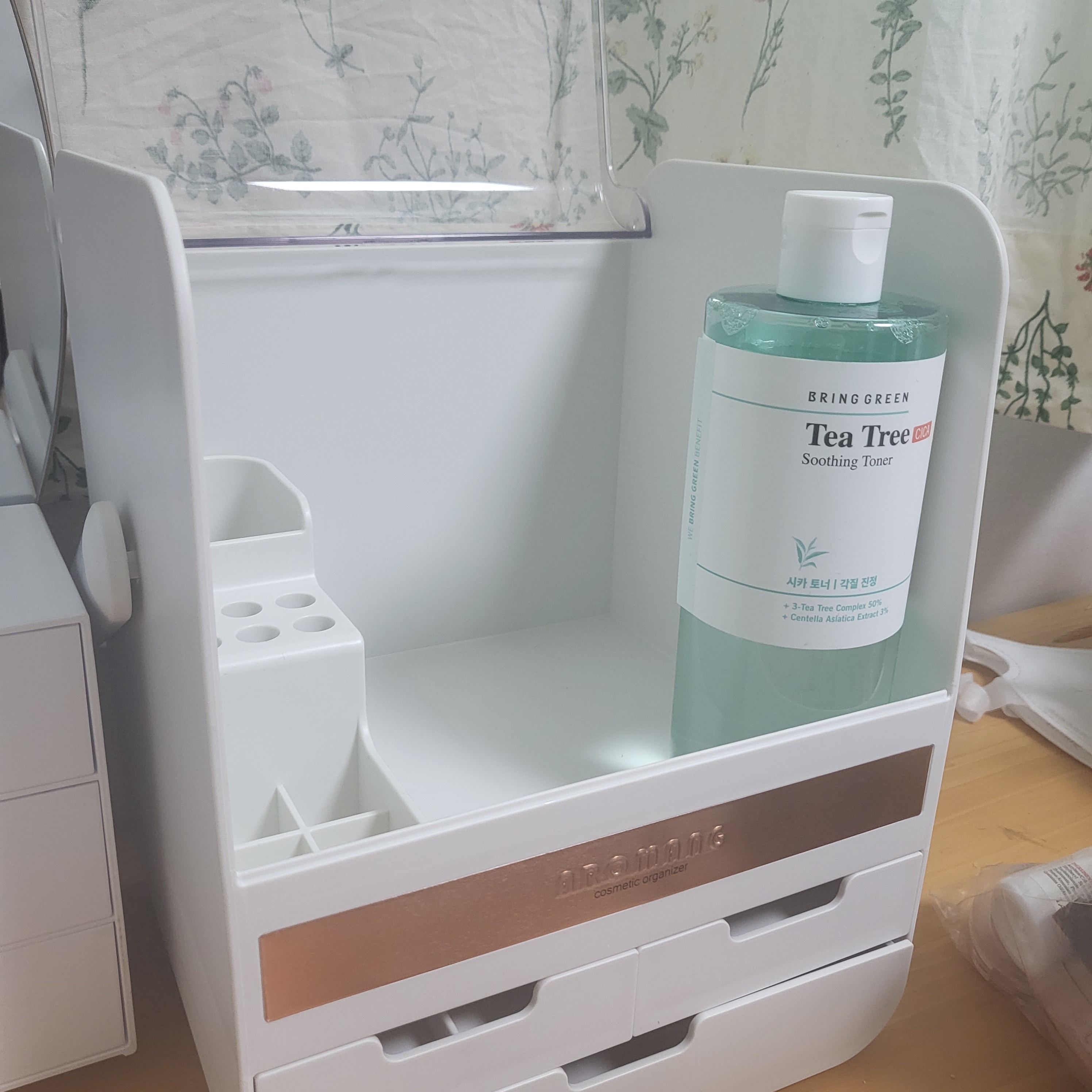 Makeup & Accessories Organizer user photo