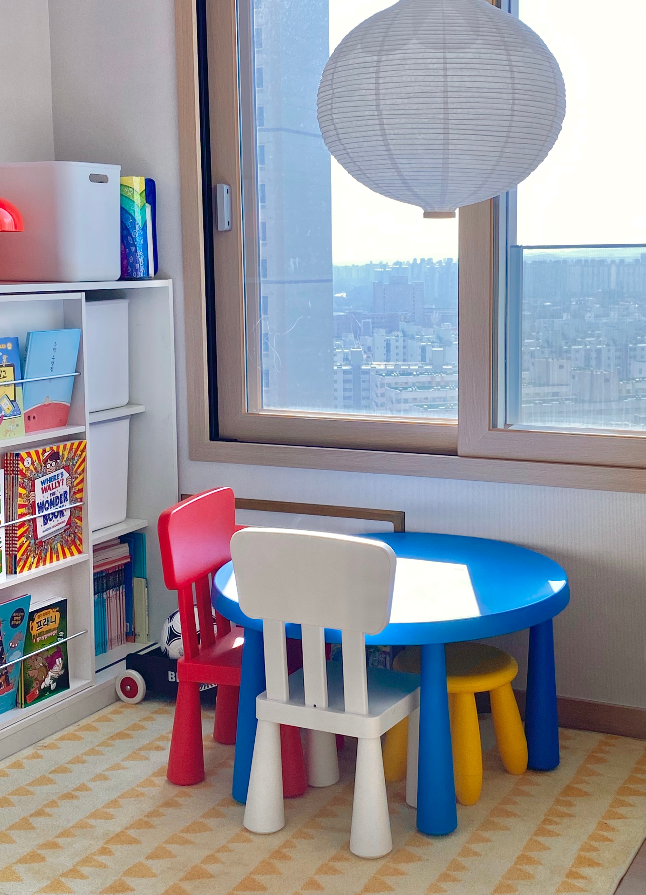 IKEA MAMMUT マンムット 子ども用テーブル | Ohouse