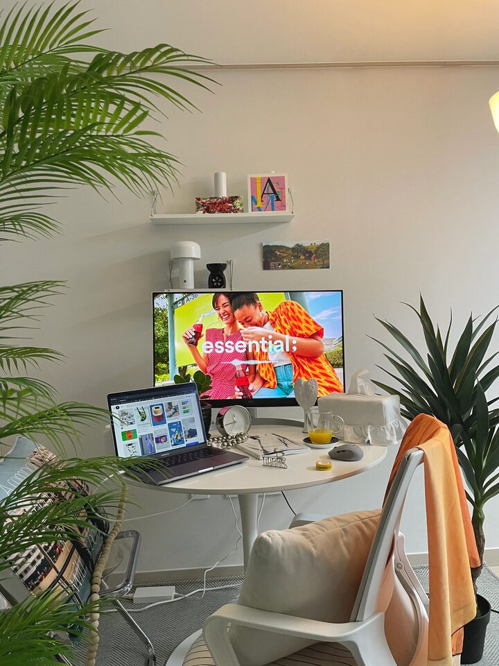 short form carousel card thumbnail