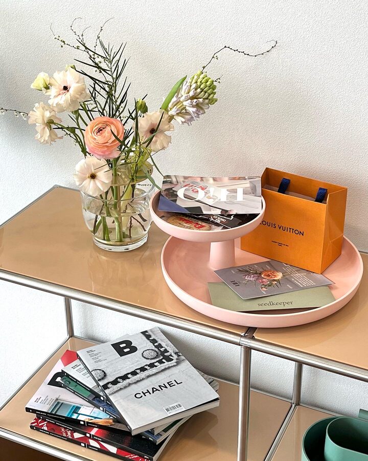 short form carousel card thumbnail