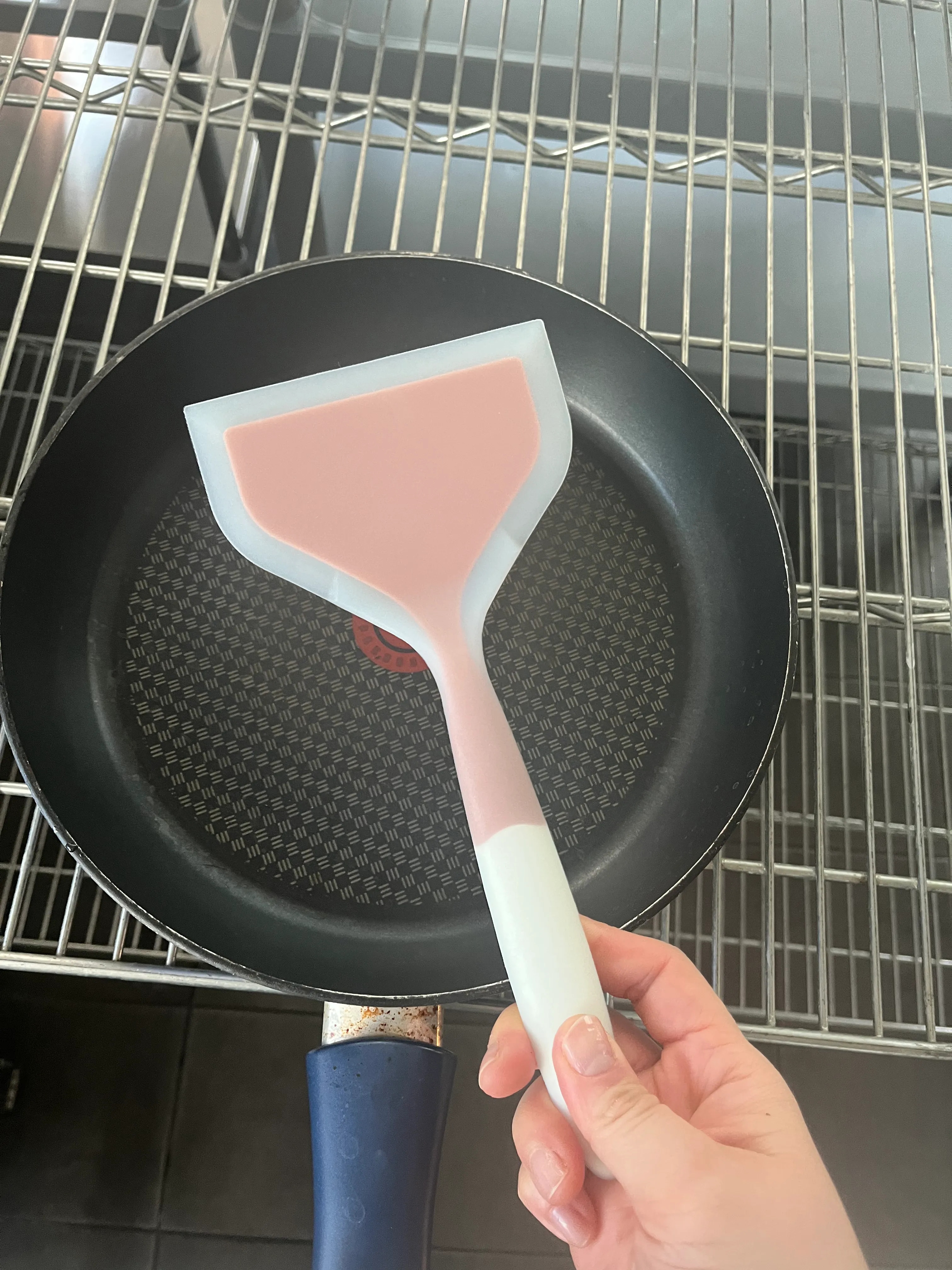 Wide Silicone Omelette Spatula user photo
