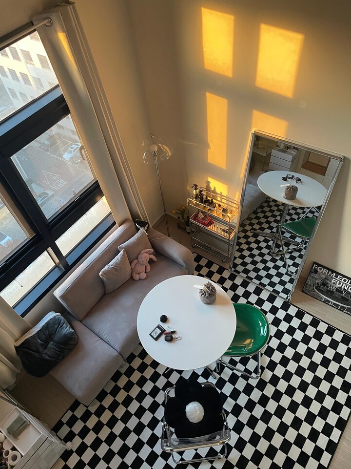 short form carousel card thumbnail