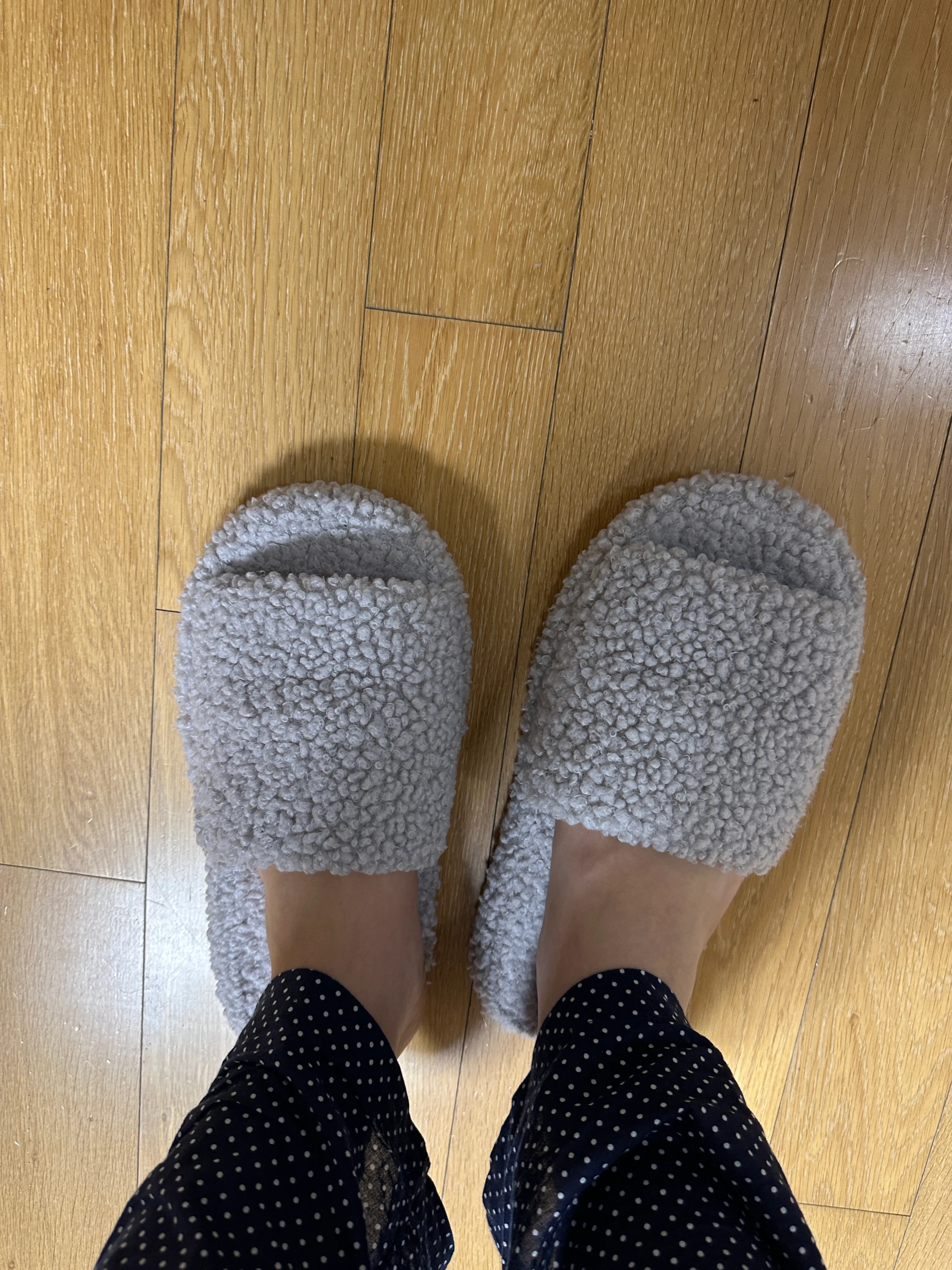 Fluffy Fleece Noise-Reducing Slippers user photo