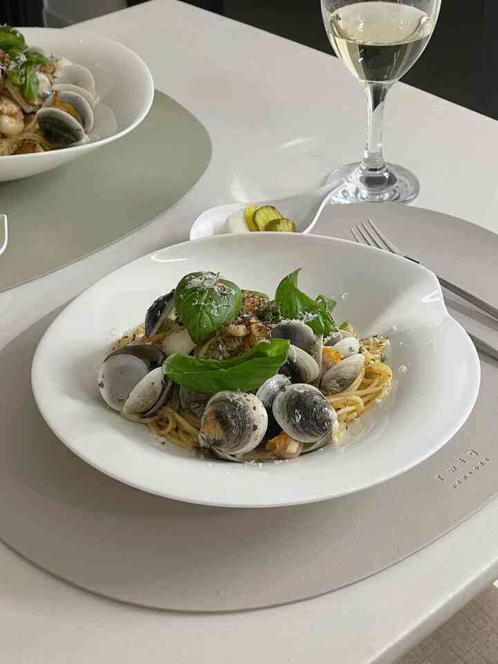 Tagged posts featuring Silver Cutlery 4-Piece Set 2