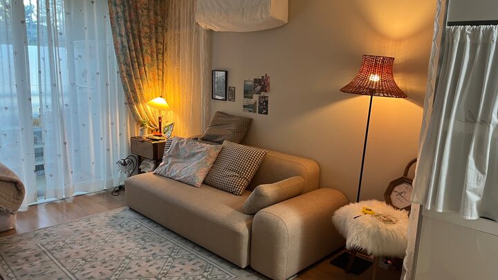 short form carousel card thumbnail