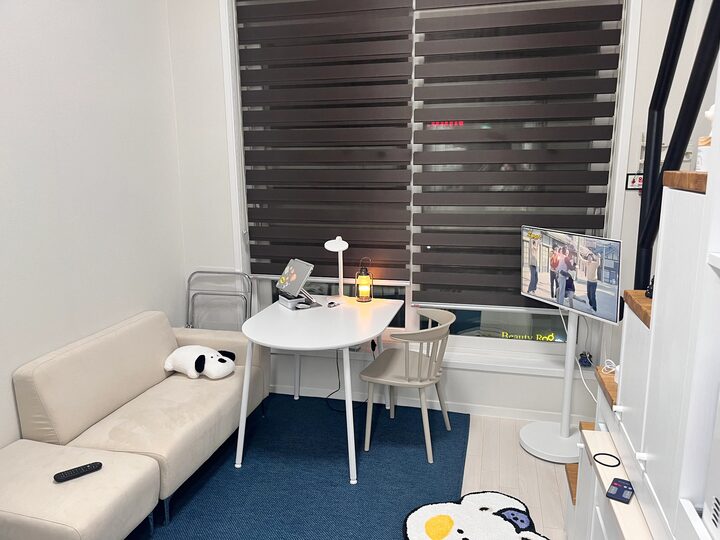 short form carousel card thumbnail