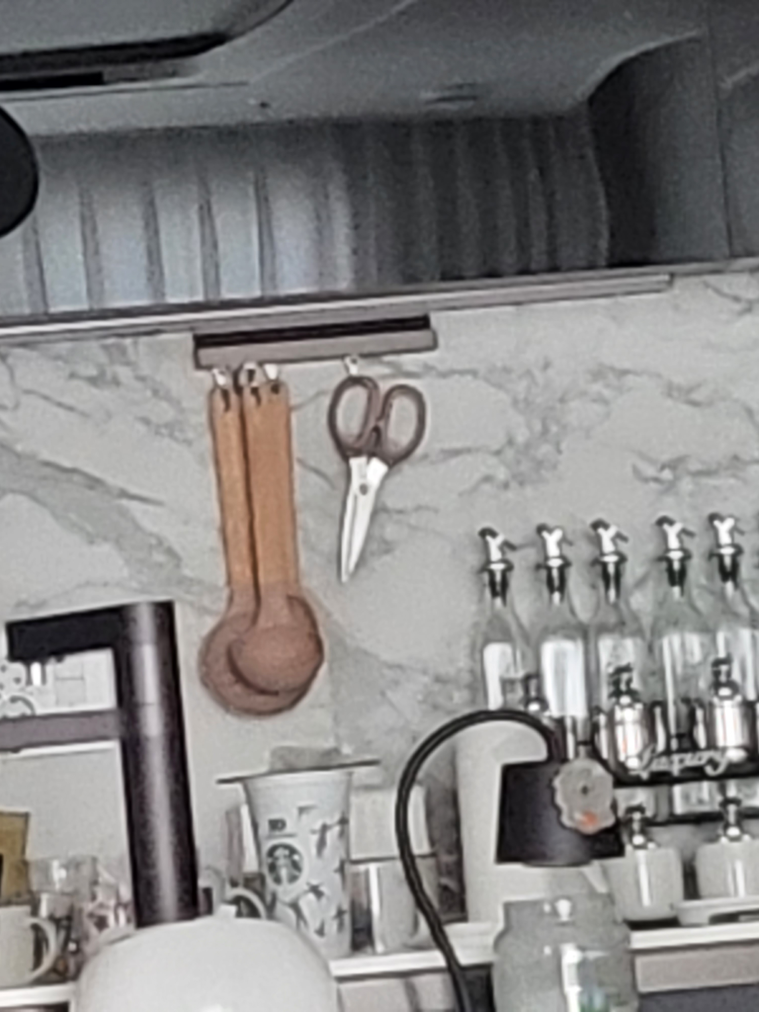 Neo Woody Pink Kitchen Utensil Set (4-Piece) user photo