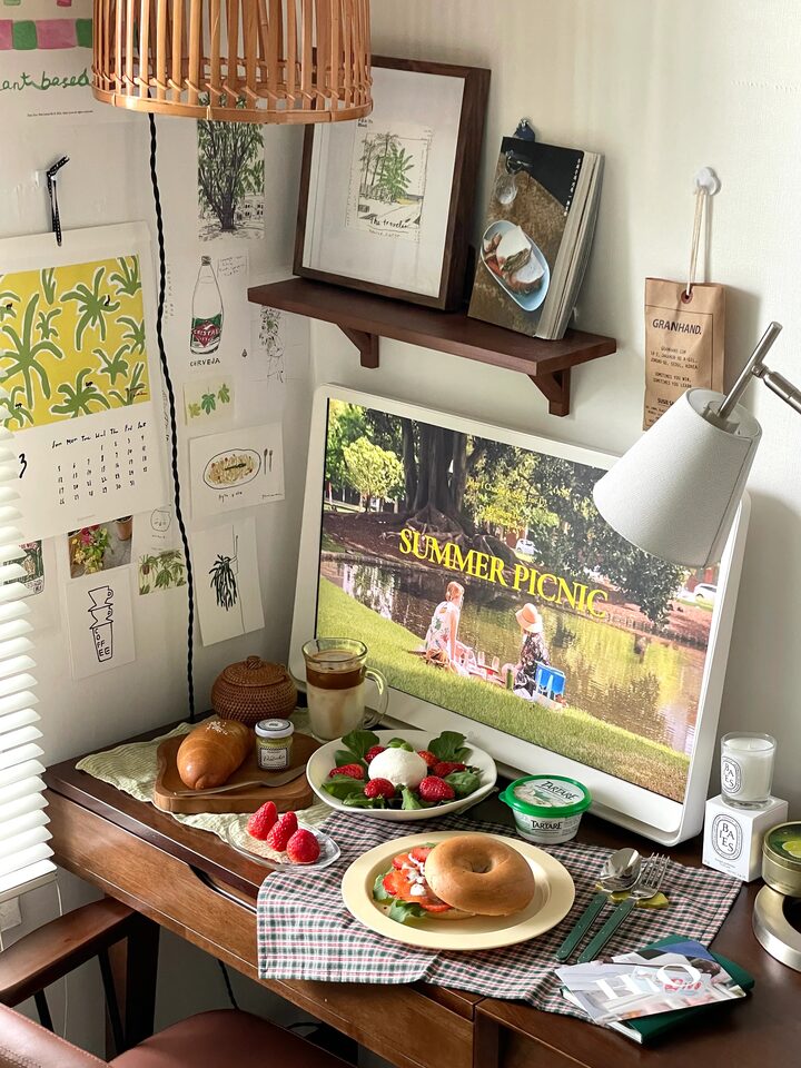 short form carousel card thumbnail