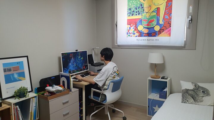 short form carousel card thumbnail