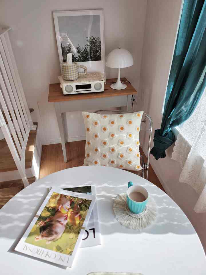 Enjoying spring in the second floor living room~^♡^