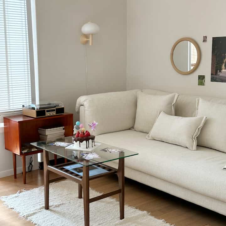 Tagged posts featuring Steinhauer Sconce 2