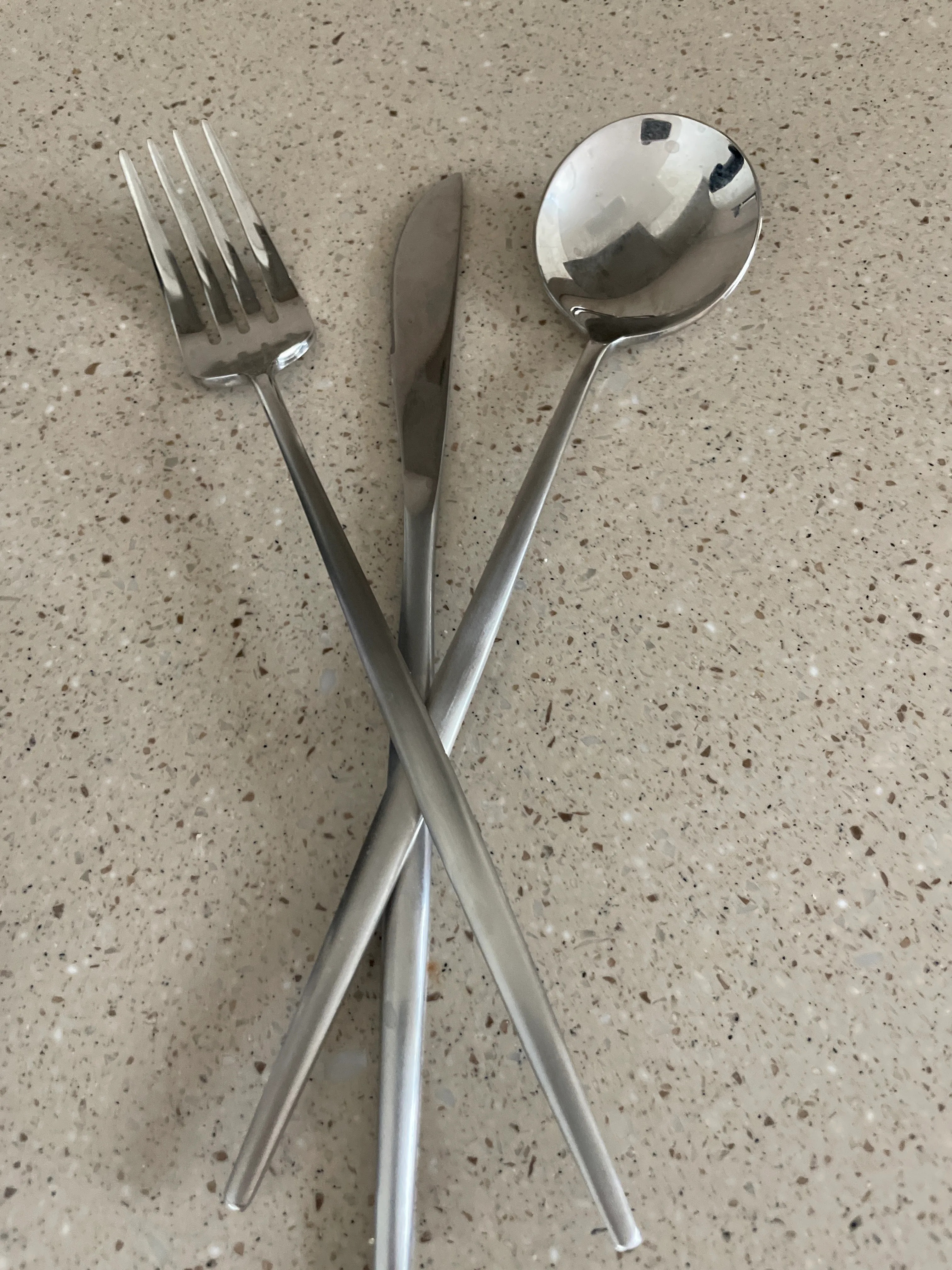 Queens Cutlery Dinner Set (3-Piece) user photo