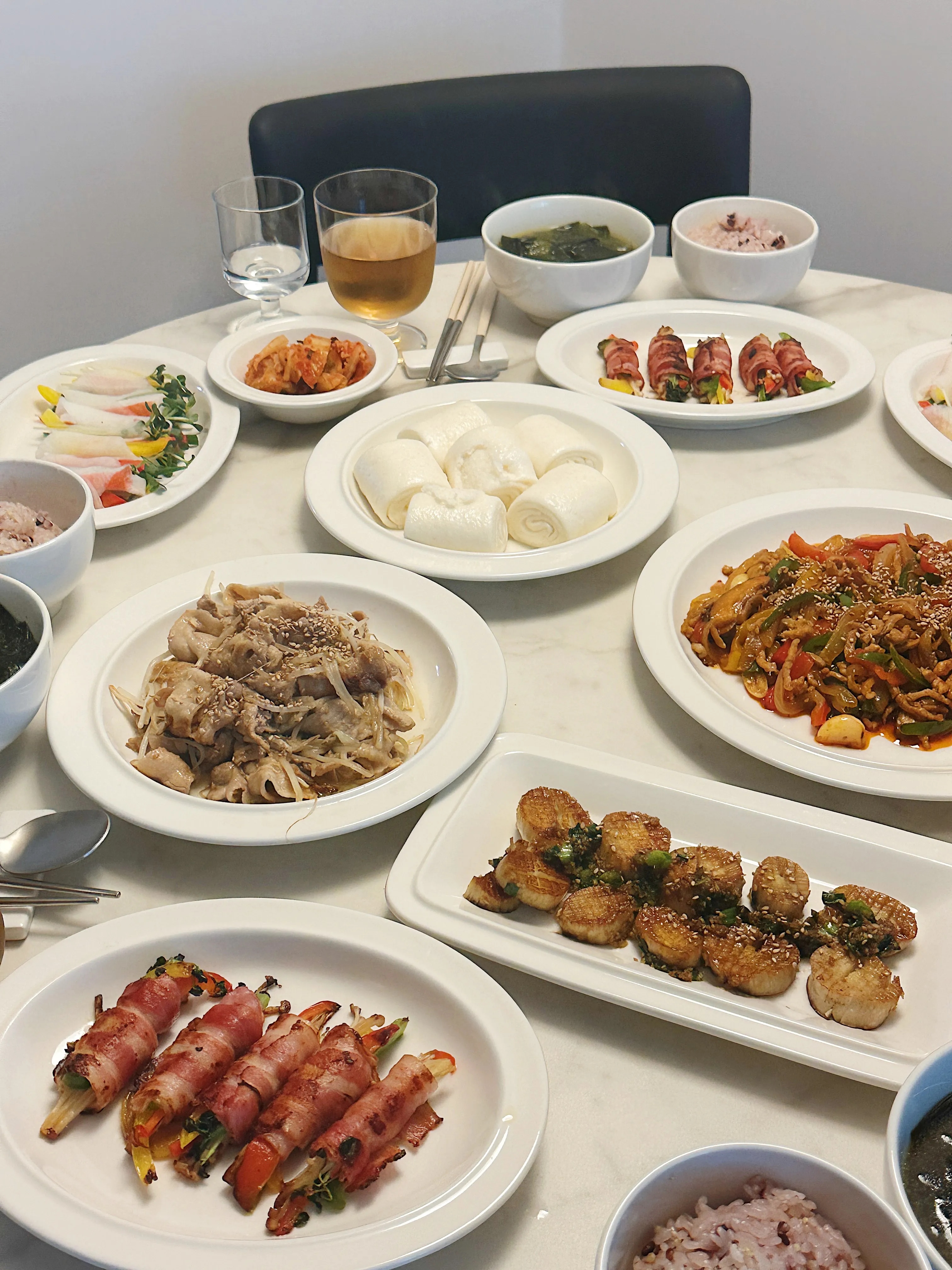 Seoul Minimalist Matte Spoon & Chopstick Set for 4 (8-Piece) user photo