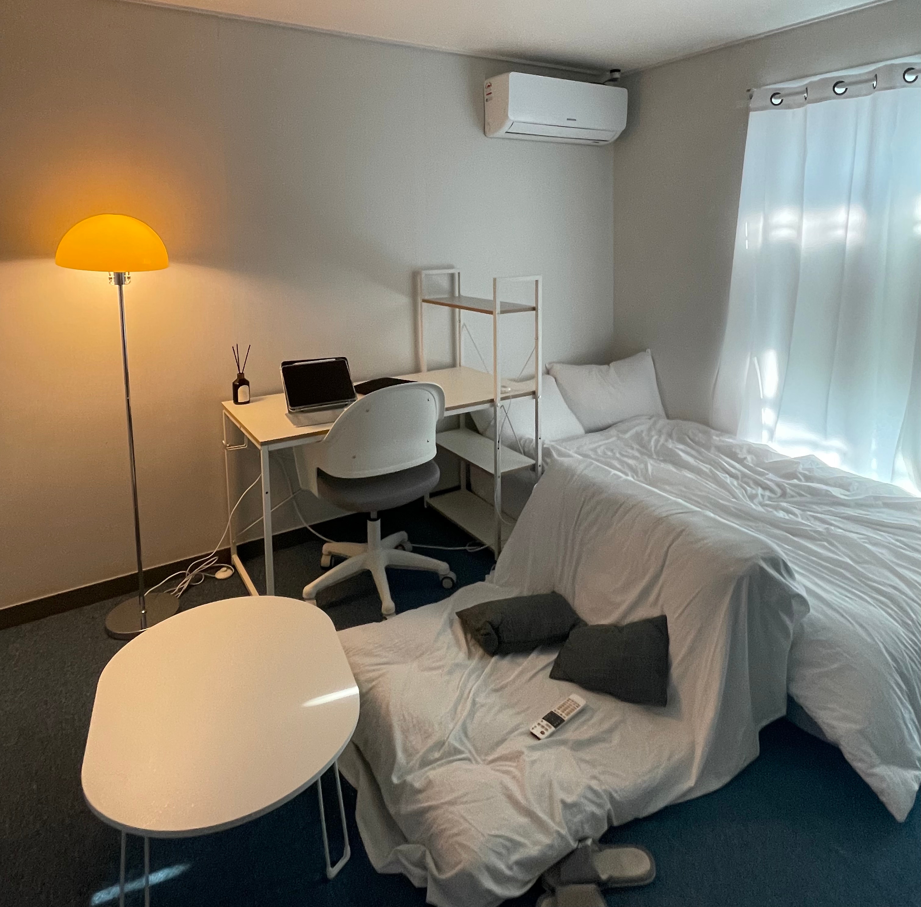 Foldable Oval Low Coffee Table user photo