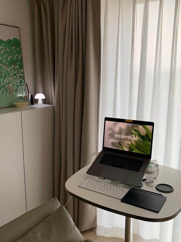 short form carousel card thumbnail