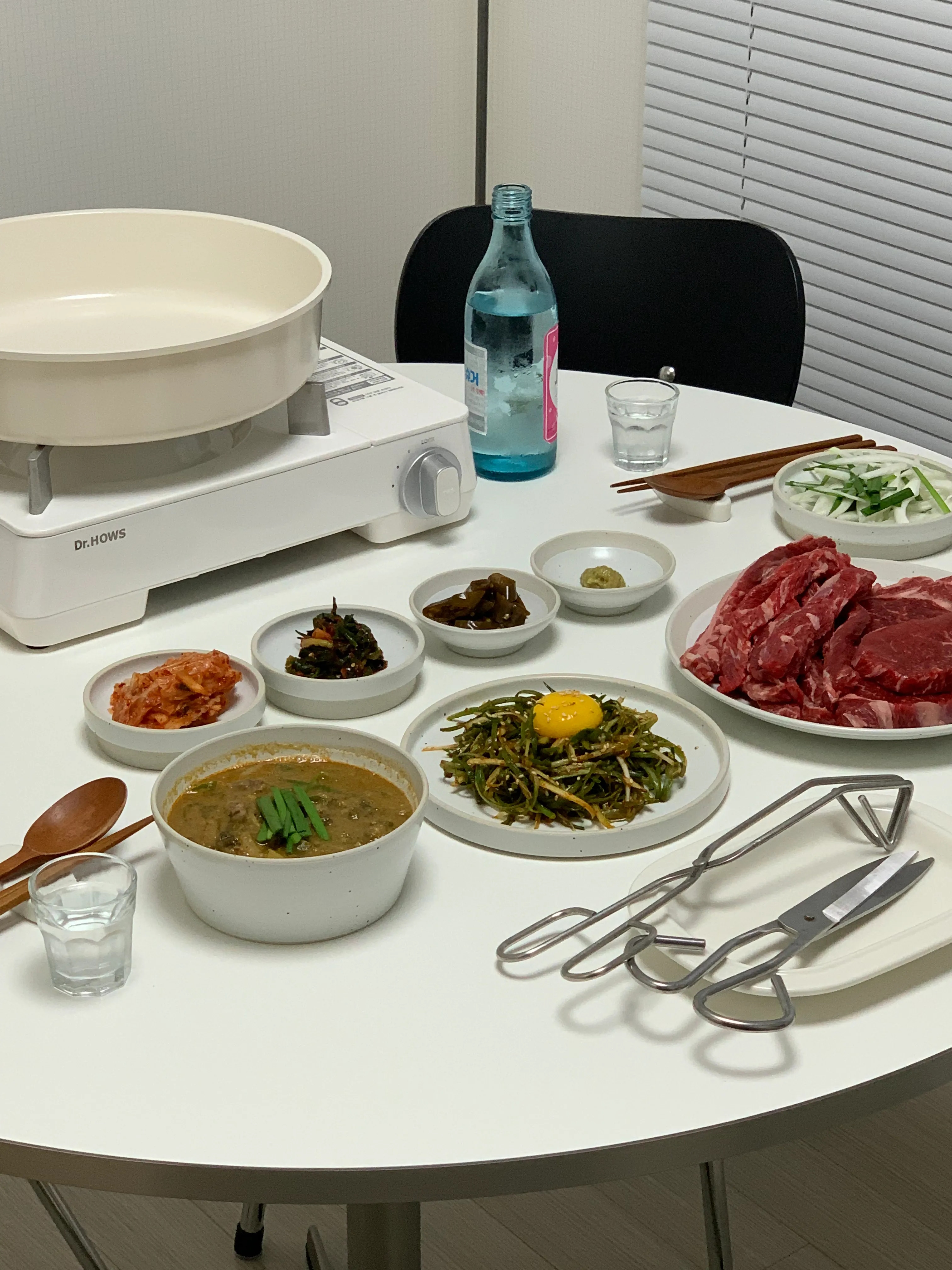 Ceramic Leaf Utensil Rest user photo