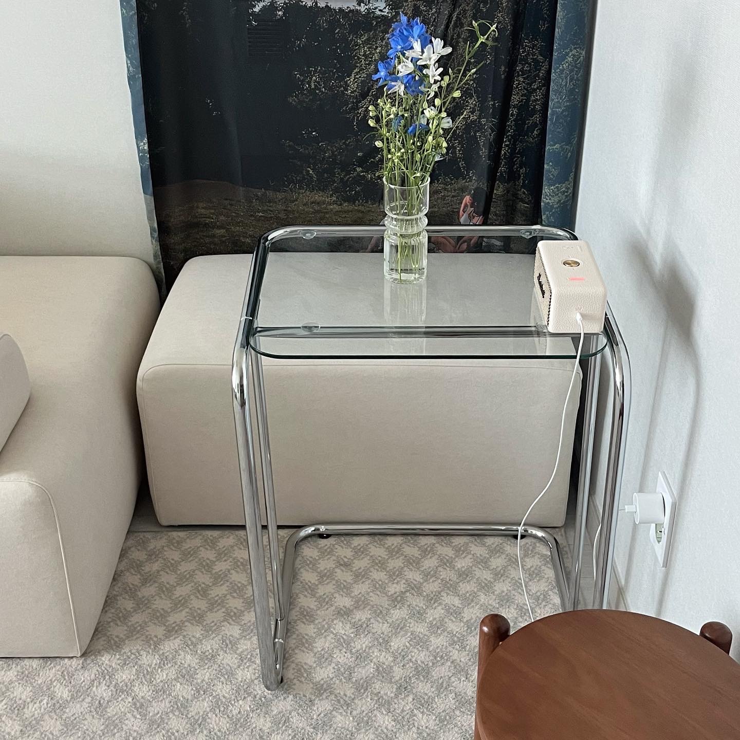 Glass C-Frame Side Table user photo
