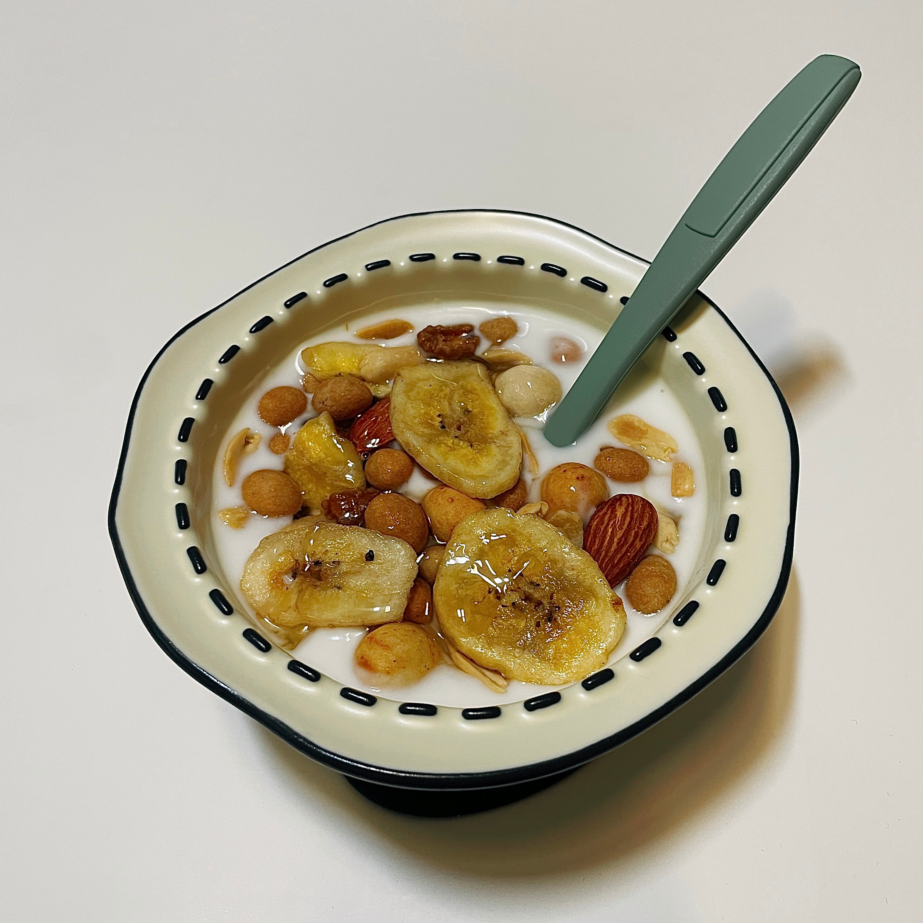 Black Stitch Cereal Bowl user photo