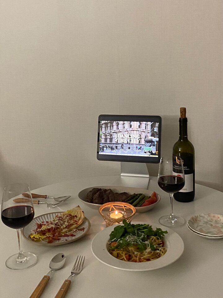 short form carousel card thumbnail