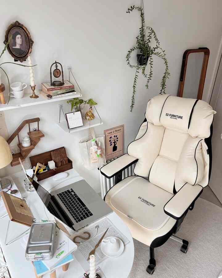 製品提供

EXパネチャーブランドのカーボンチェアType-2チェア🖐背もたれ角度あるいは傾く強度調節、高低調節、下部上部安定的につなぐ部分など、椅子に重要なラッキング機能が非常に頑丈で信頼性の高い製品だ！