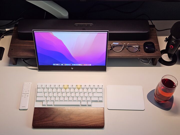 short form carousel card thumbnail