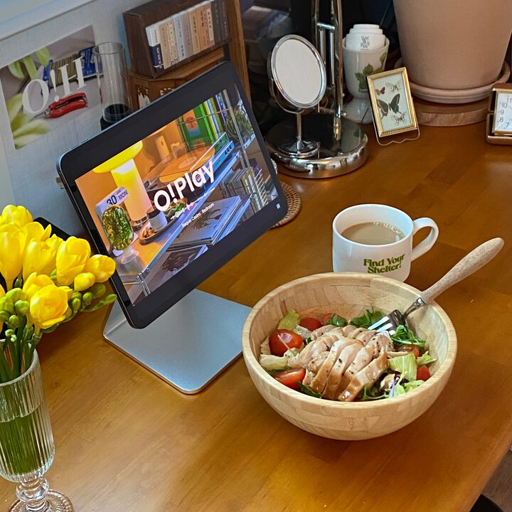 short form carousel card thumbnail