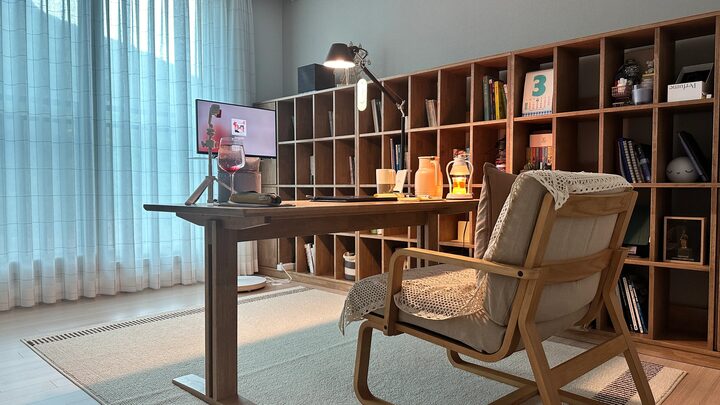 short form carousel card thumbnail