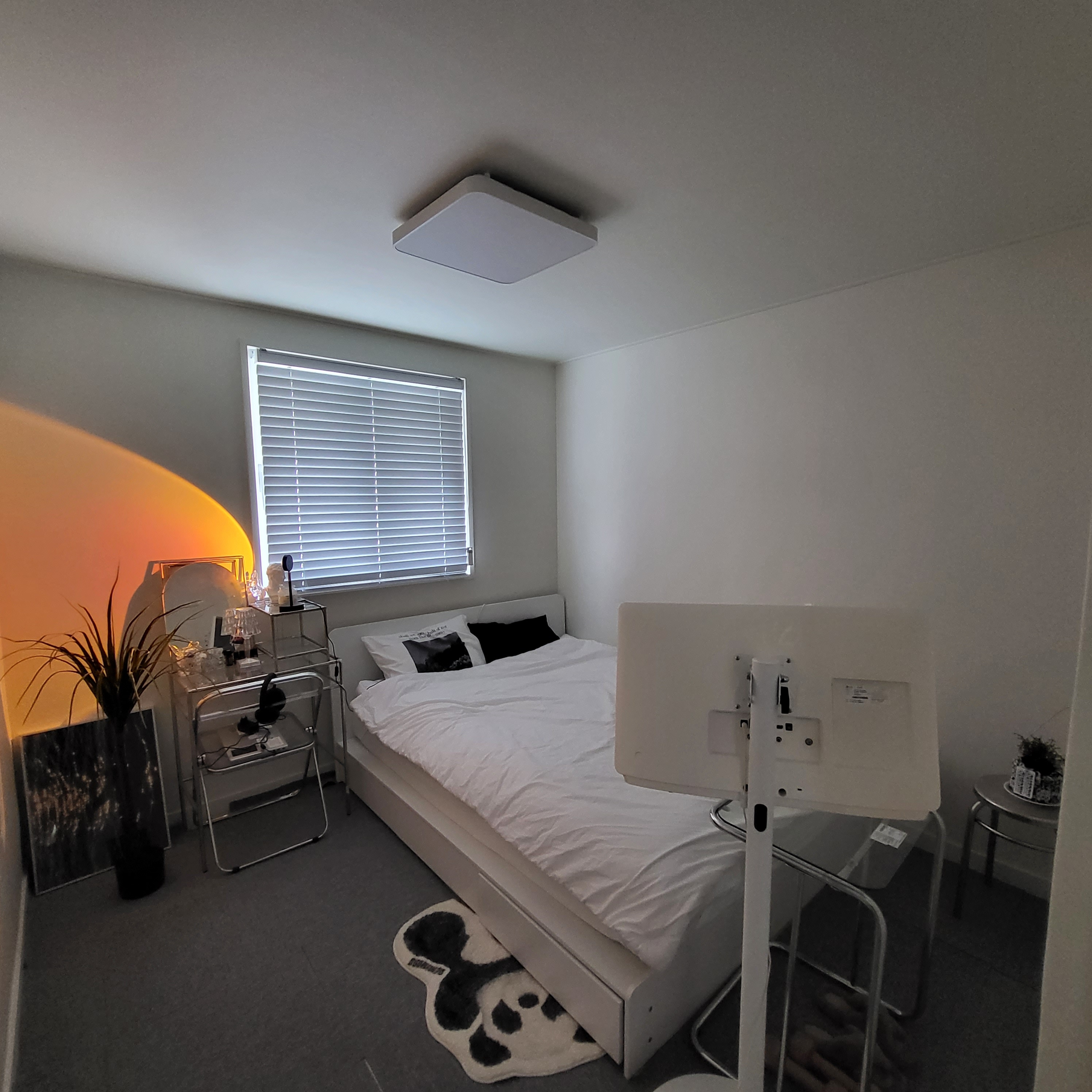 Glass C-Frame Side Table user photo
