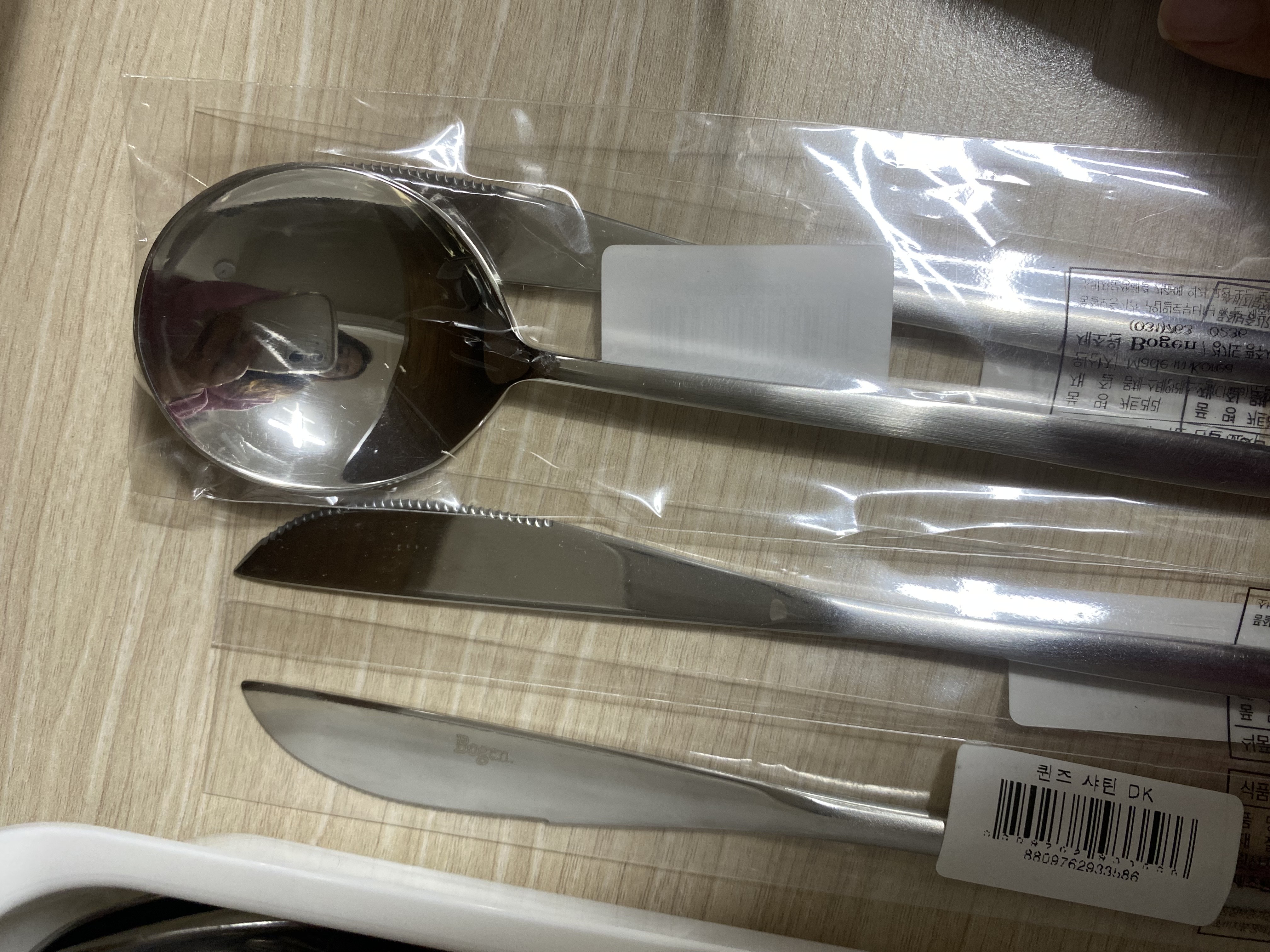 Queens Cutlery Dinner Set (3-Piece) user photo