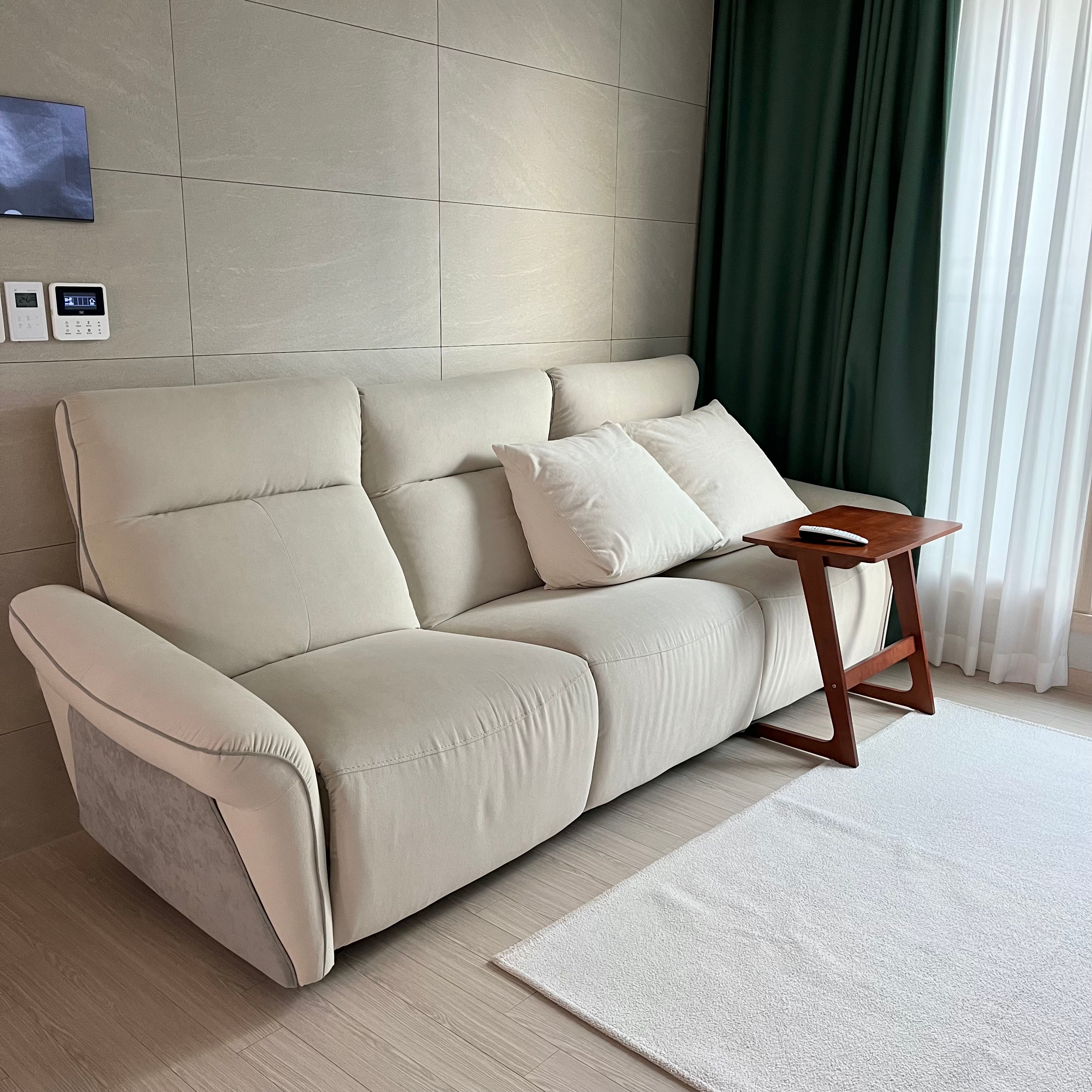 Sori Solid Wood Side Table user photo