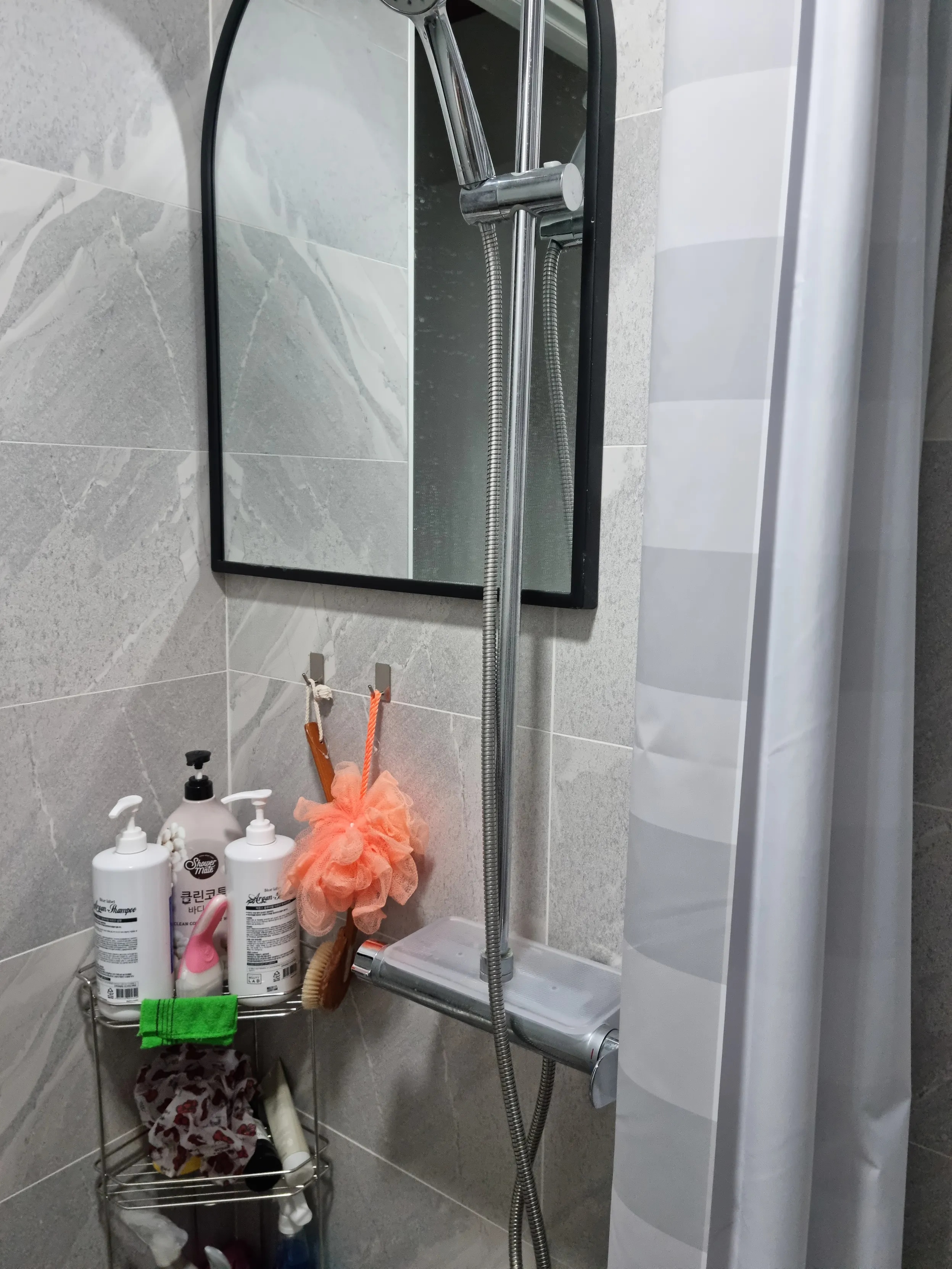 3-Tier Stainless Steel Bathroom Corner Shelf user photo