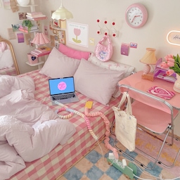 instagram @___perola_
올해 다섯 번째로 꾸민 침실💗