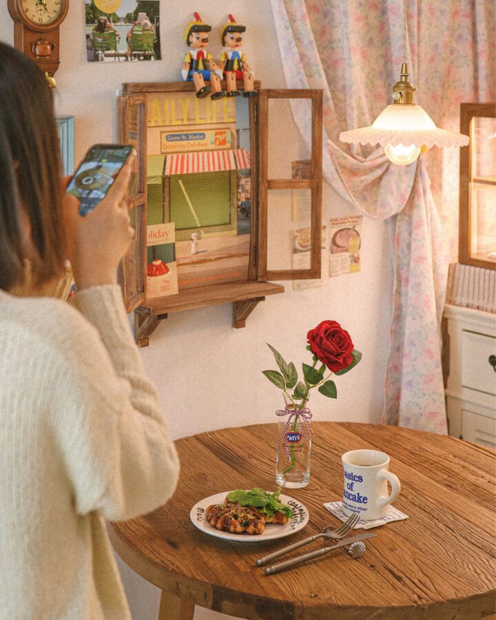 short form carousel card thumbnail