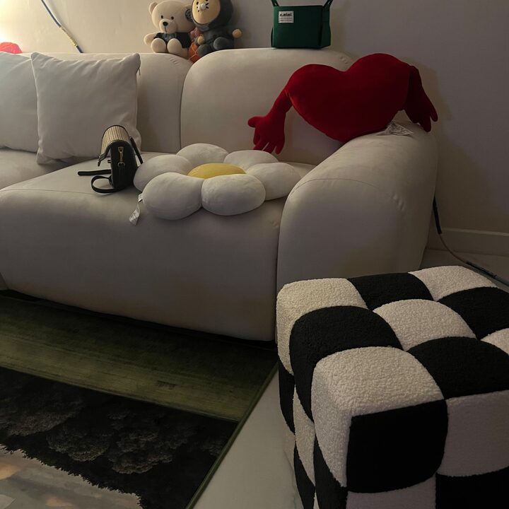 short form carousel card thumbnail