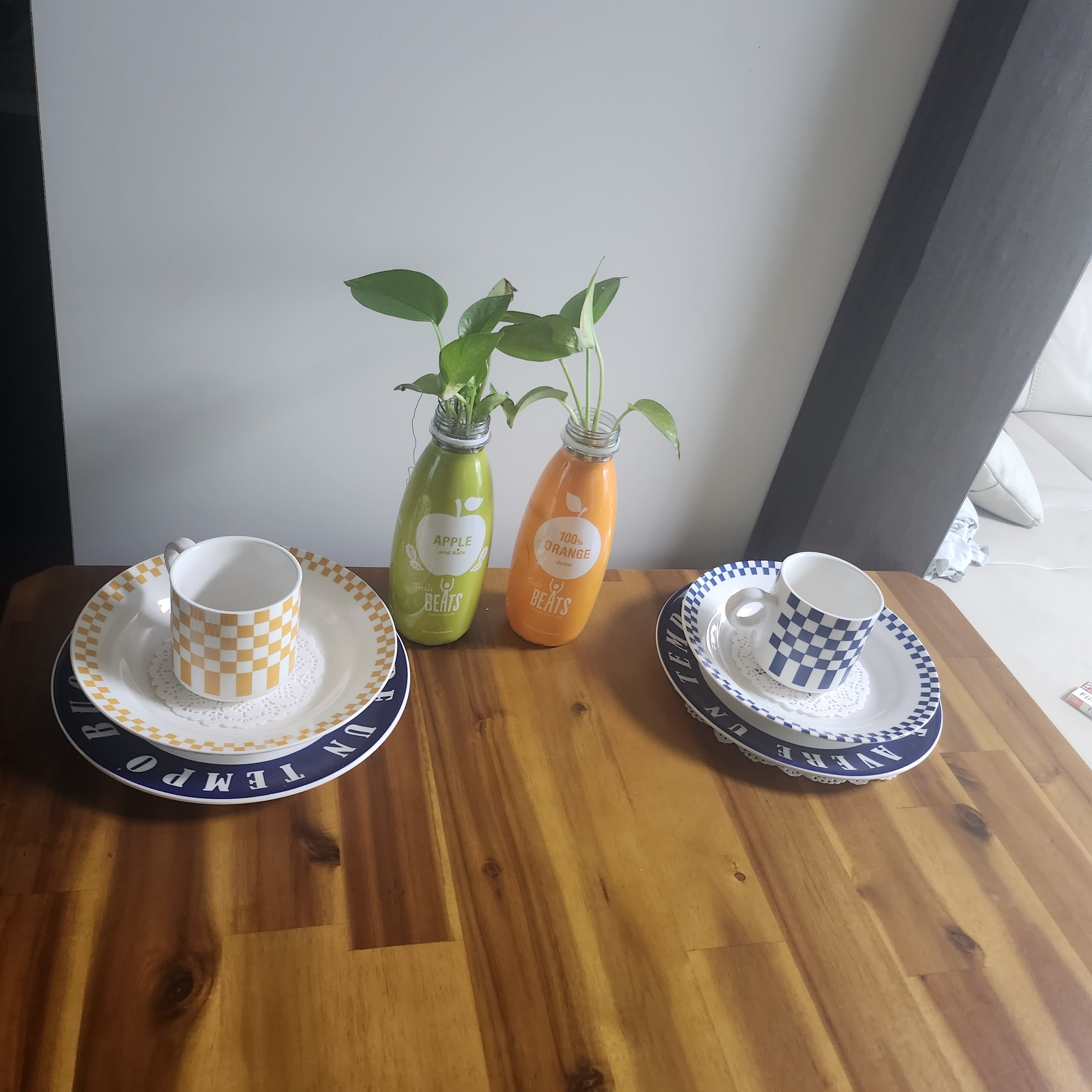 Retro Check Café Plate Set - 2pc user photo