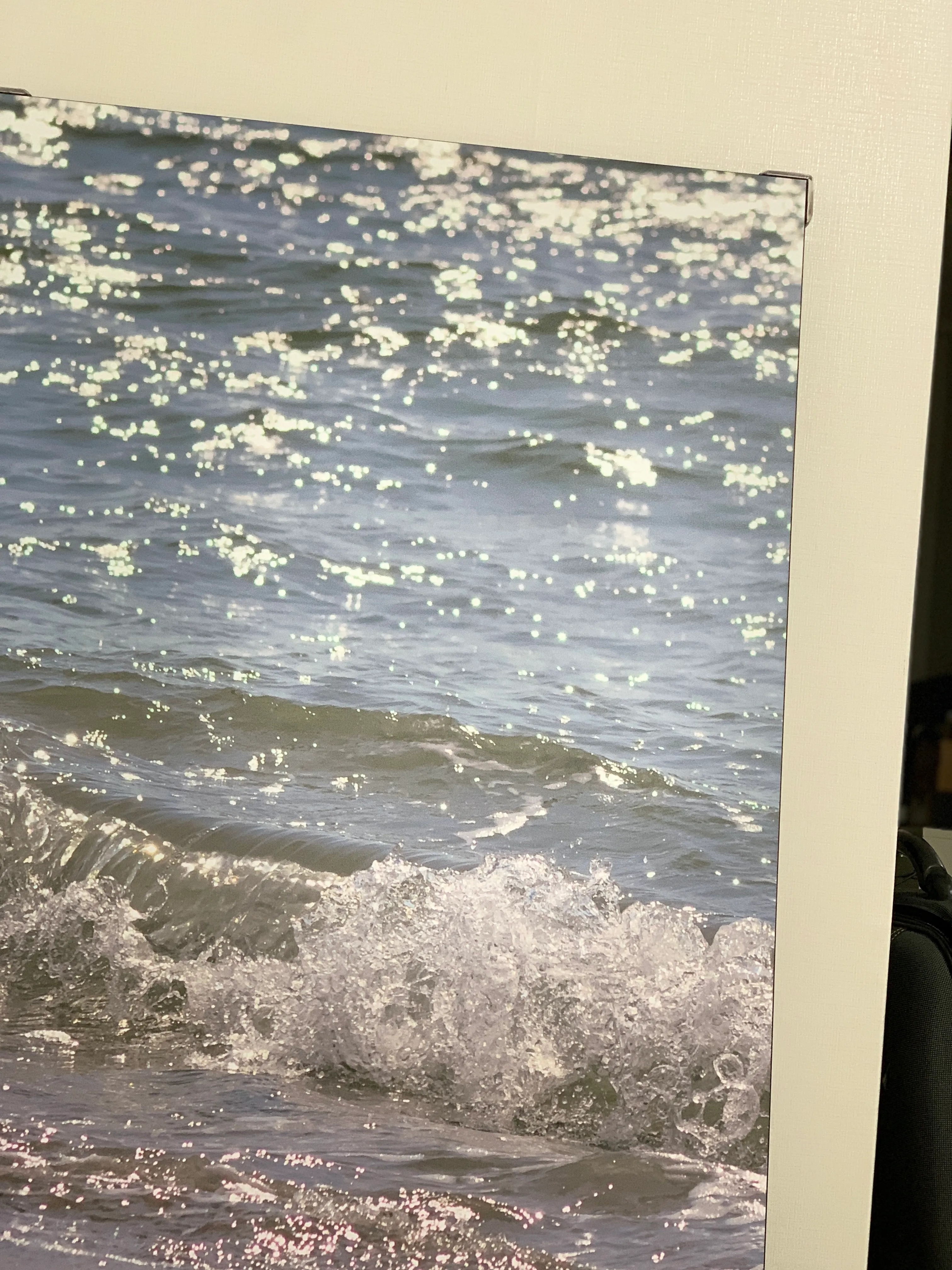 Ocean Wave Foldable Floor Coffee Table user photo