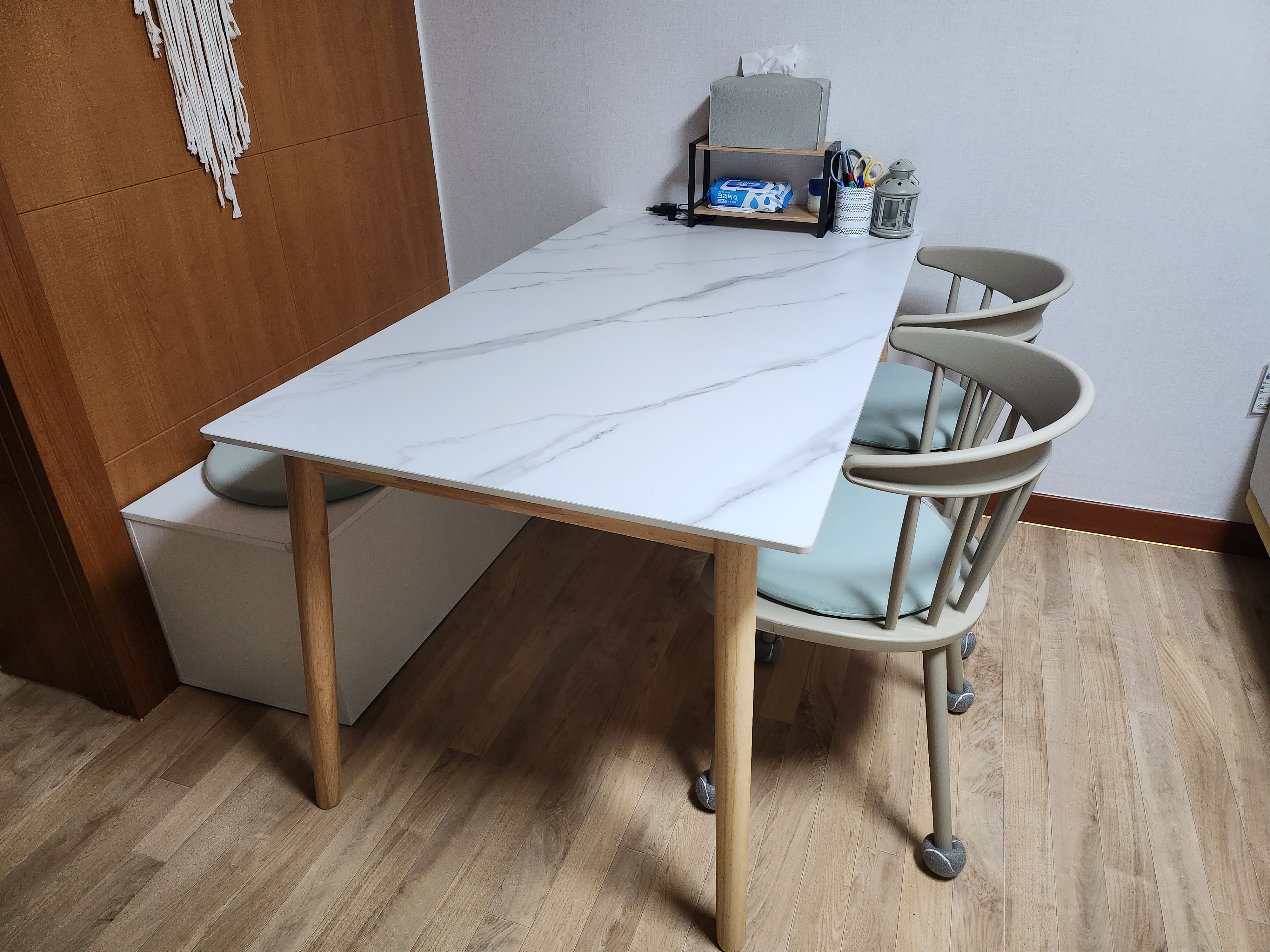 Ceramic Tabletop Solid Wood Frame Dining Table user photo