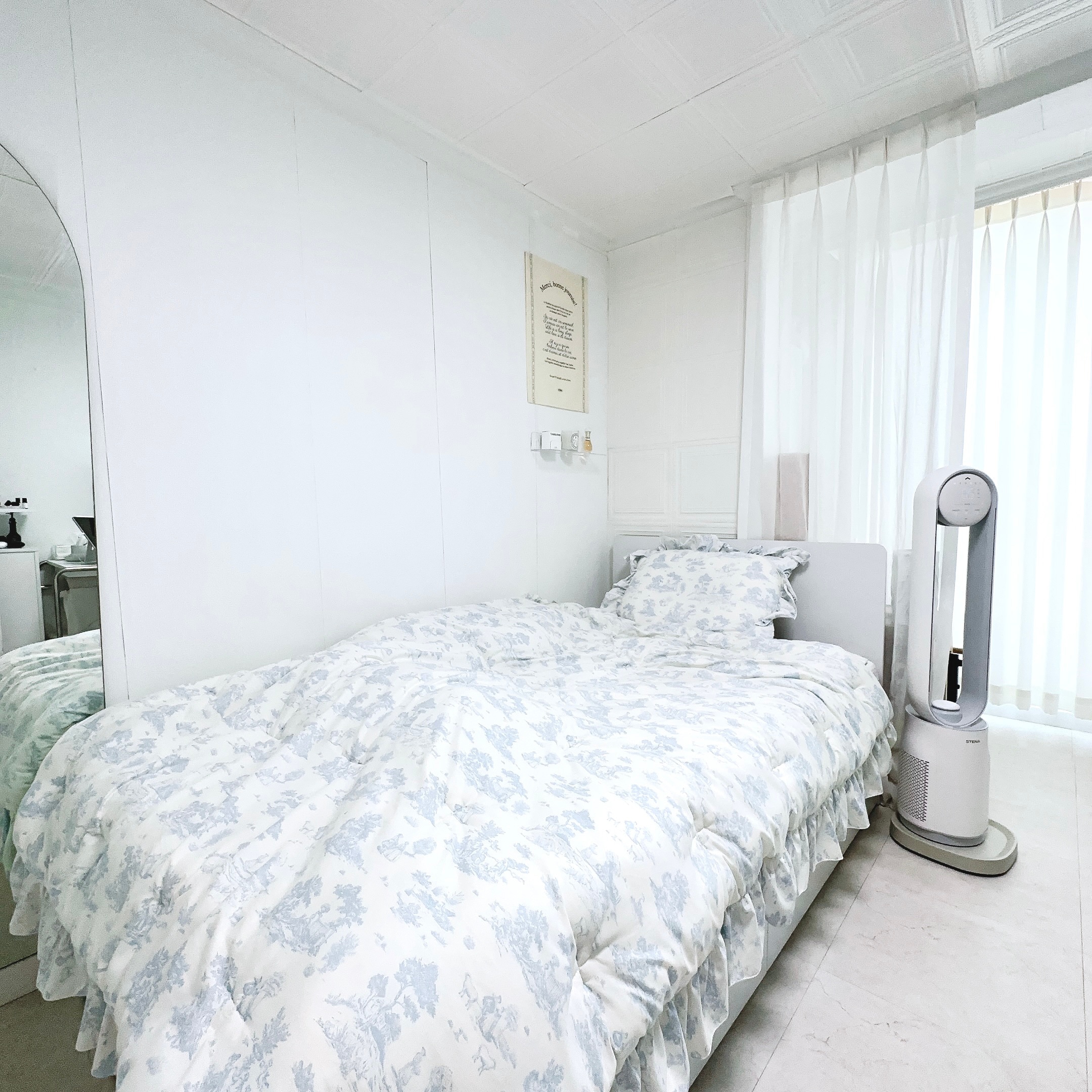 Hotel Style Dust Free Frill Comforter user photo