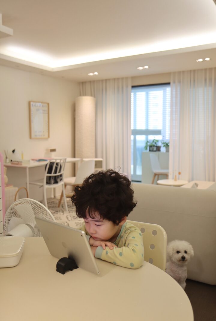 short form carousel card thumbnail