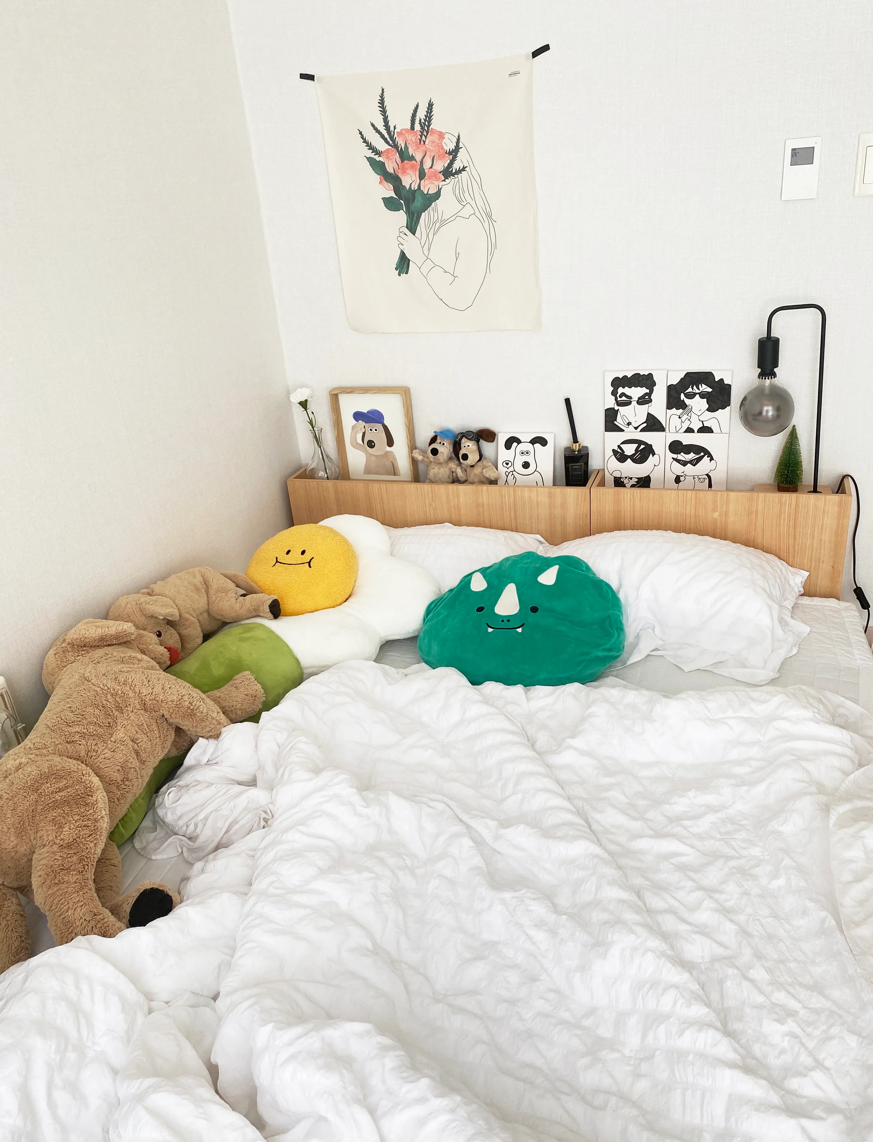 Low Bed Headboard with Concealed Shelf Storage user photo