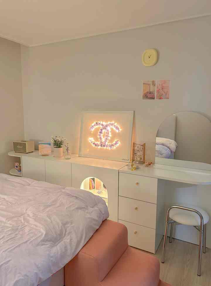 3段 ラウンド 収納付きドレッサー ミラー付き［2色・2種］を使ったコーディネート 2