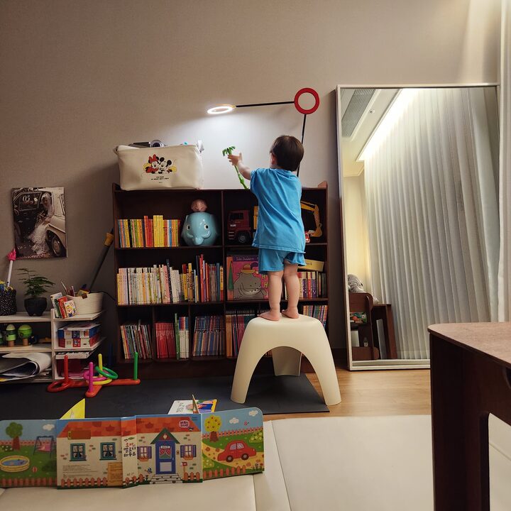 short form carousel card thumbnail