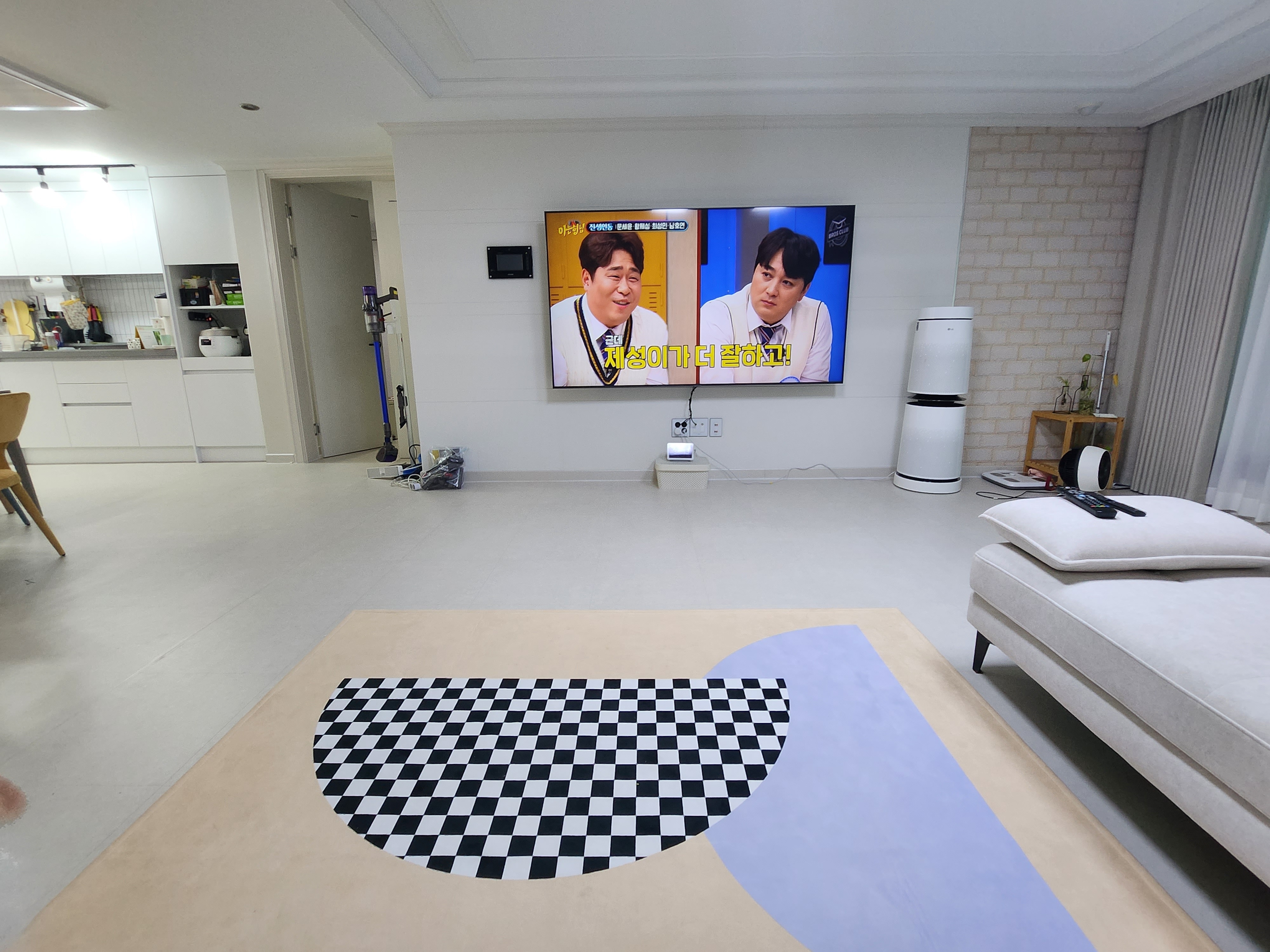 Microfiber Graphic Rug user photo
