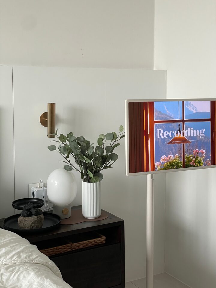 short form carousel card thumbnail